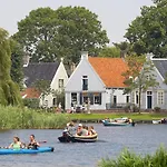 Suitehotel Posthoorn Hotel 4*