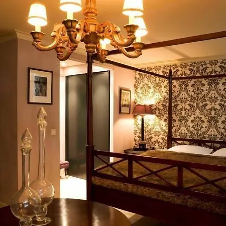 Suitehotel Posthoorn 4*