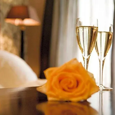 Suitehotel Posthoorn 4*