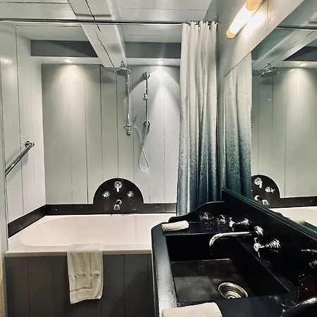 Hotel Suitehotel Posthoorn 4*