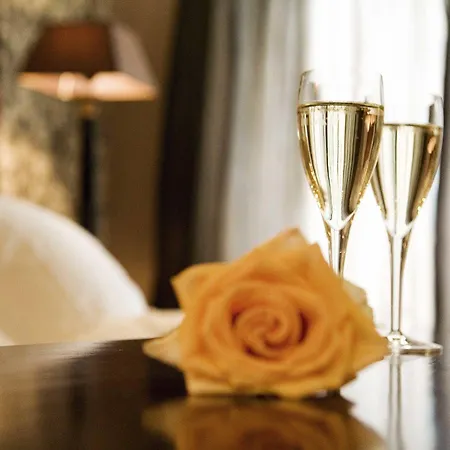 Suitehotel Posthoorn Hotel 4*